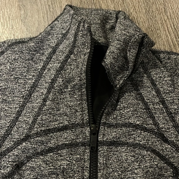 Lululemon Heathered Black Define Jacket! - Picture 3 of 5